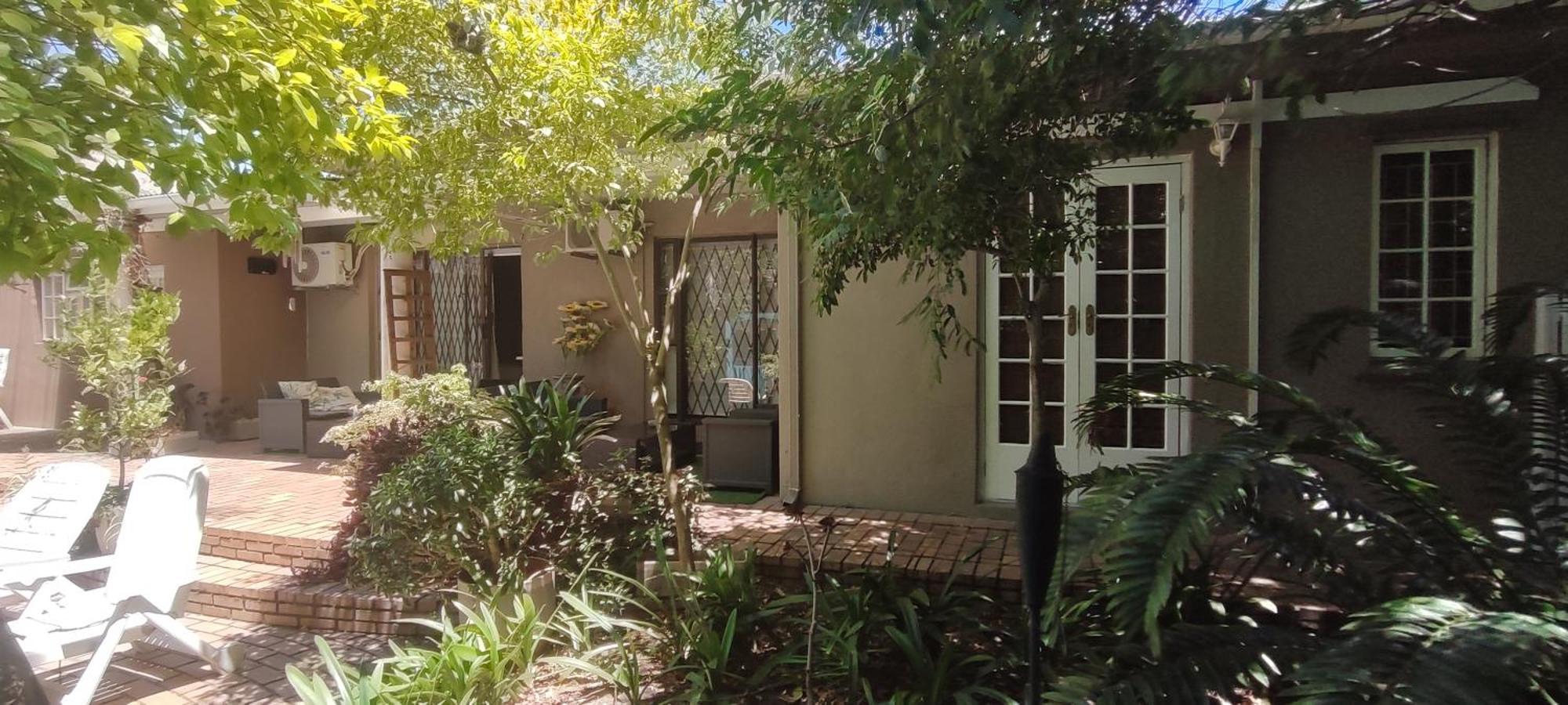 Sunbell Ventures Guesthouse Cape Town Ngoại thất bức ảnh
